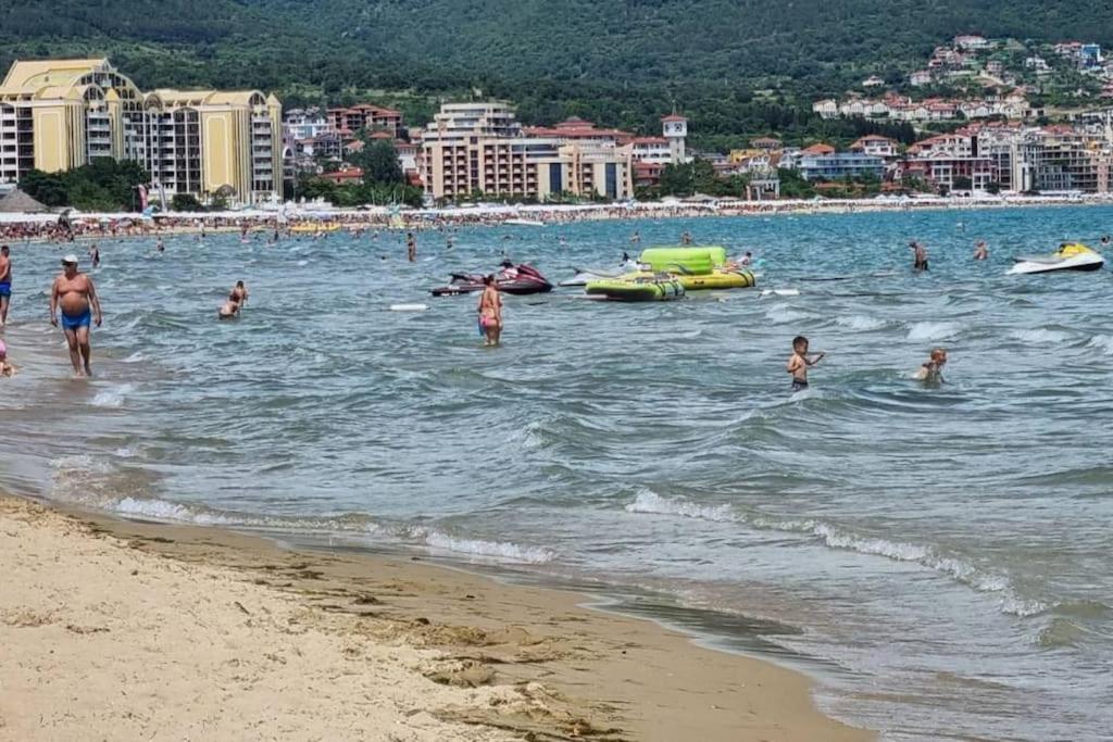 Royal Beach Apartment Barcello B Sunny Beach Buitenkant foto
